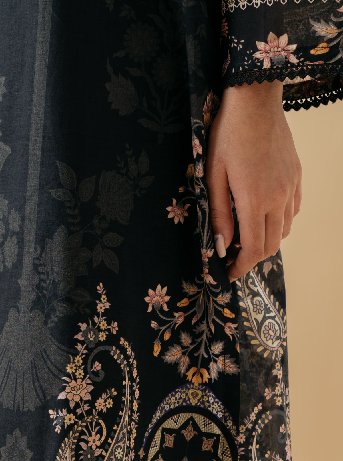 1 PIECE - PRINTED LAWN SHIRT - VINTAGE CRAFT MORBAGH SU_22   