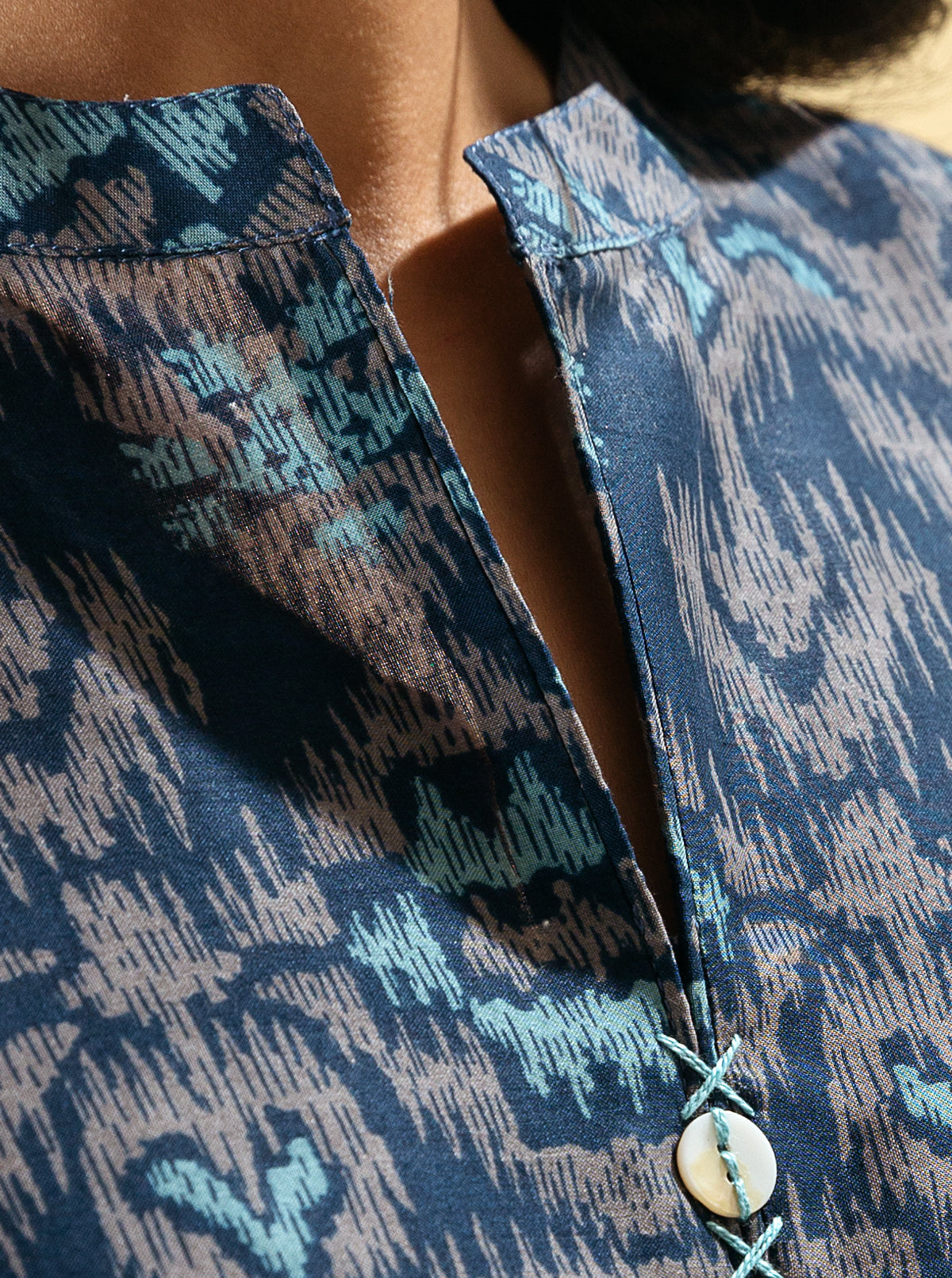 2 PIECE - PRINTED LAWN SUIT - VIVID BLUE MORBAGH SU_22   