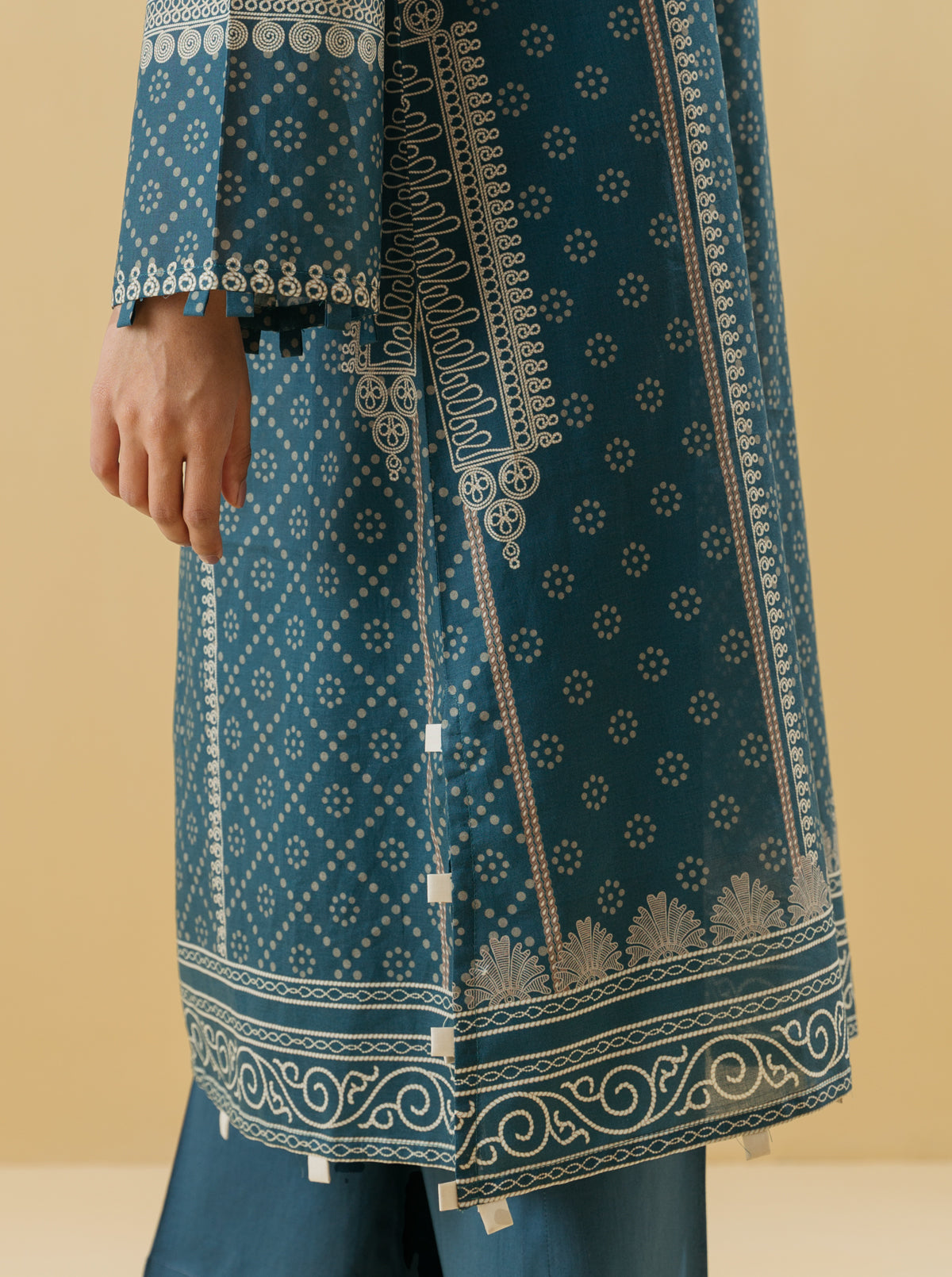 2 PIECE - PRINTED LAWN SUIT - MYSTIQUE JEWEL MORBAGH SU_22   