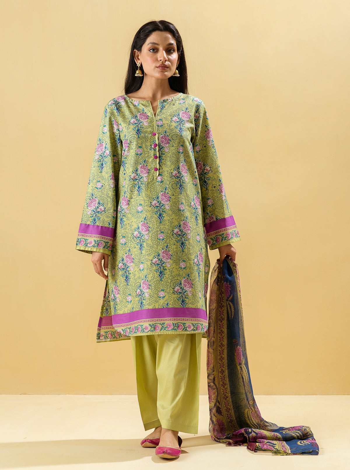 2 PIECE - PRINTED LAWN SUIT - CHROMATIC SPREE MORBAGH SU_22   