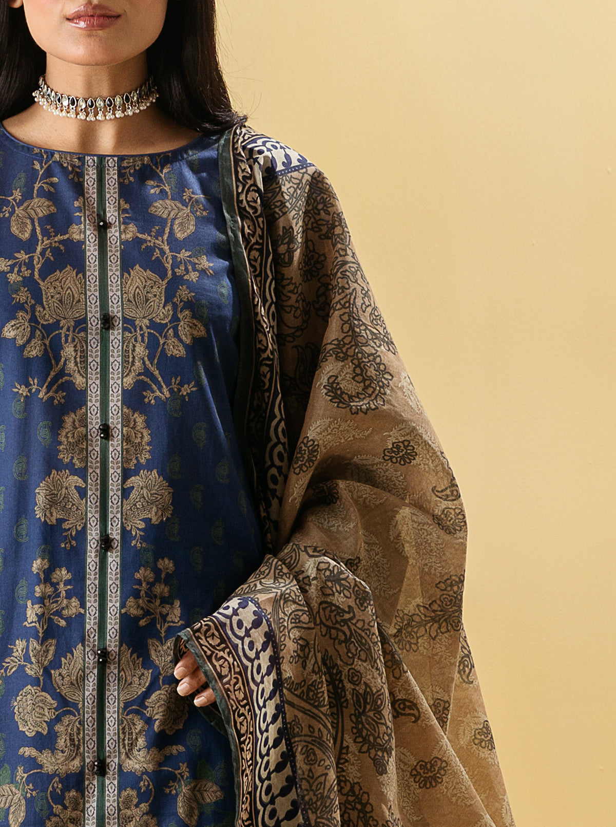 2 PIECE - PRINTED LAWN SUIT - DIVINE FLORA MORBAGH SU_22   