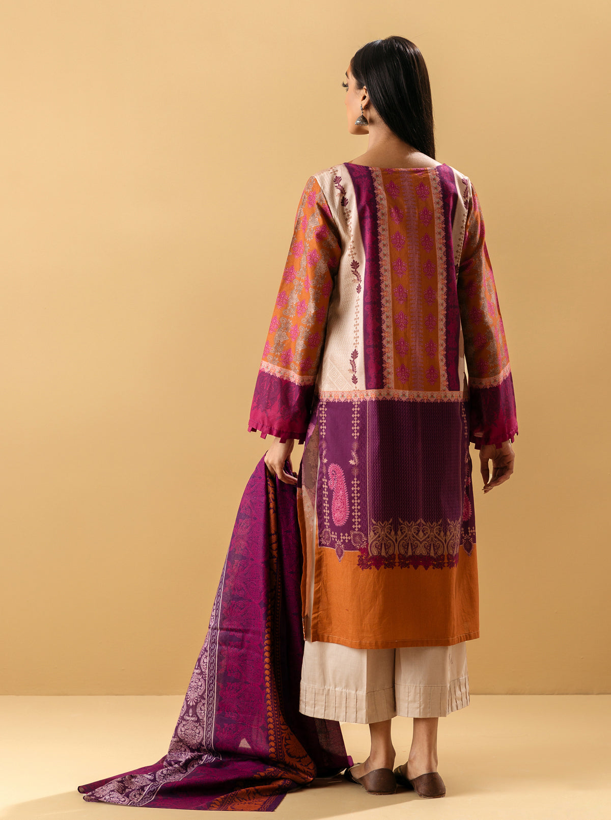 3 PIECE - PRINTED LAWN SUIT - REGAL PLUMERIA MORBAGH SU_22   