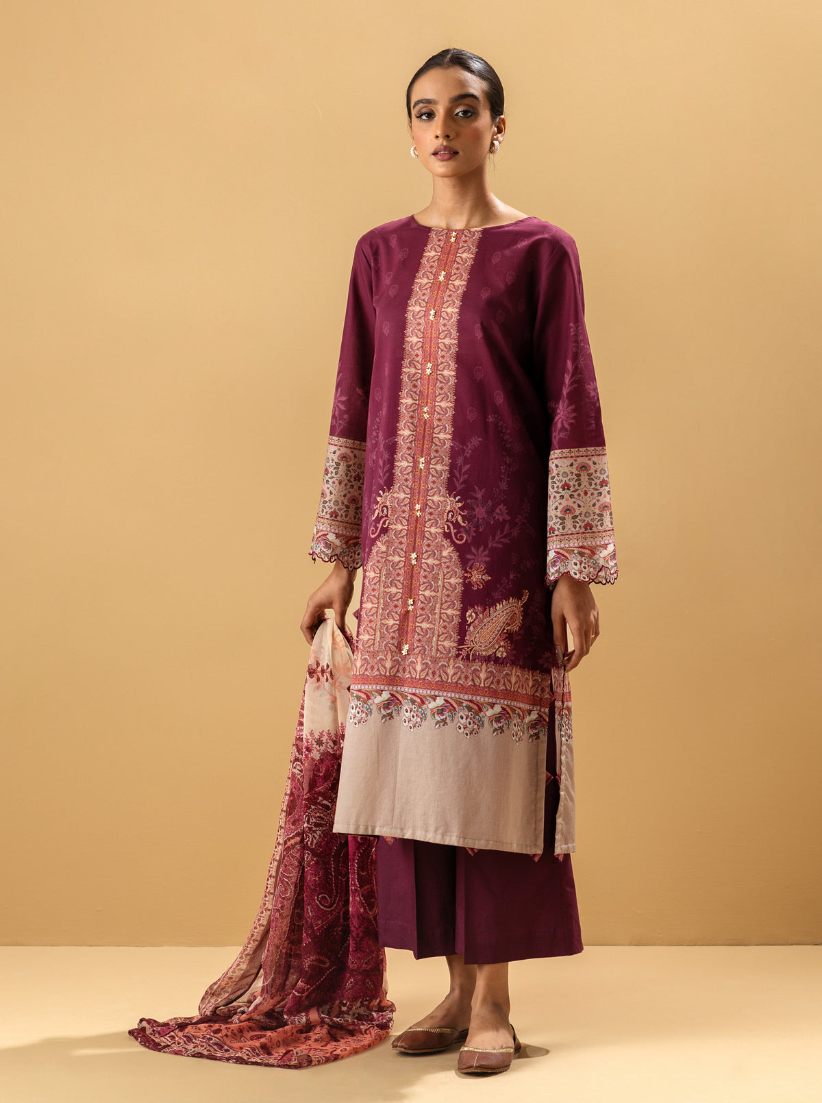 3 PIECE - PRINTED LAWN SUIT - MAGENTA HAZE MORBAGH SU_22   