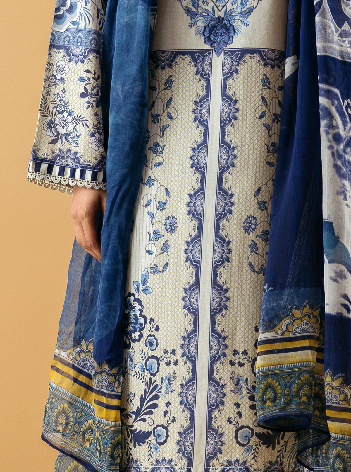 3 PIECE - EMBROIDERED LAWN SUIT - PORCELAIN GARDEN MORBAGH SU_22   