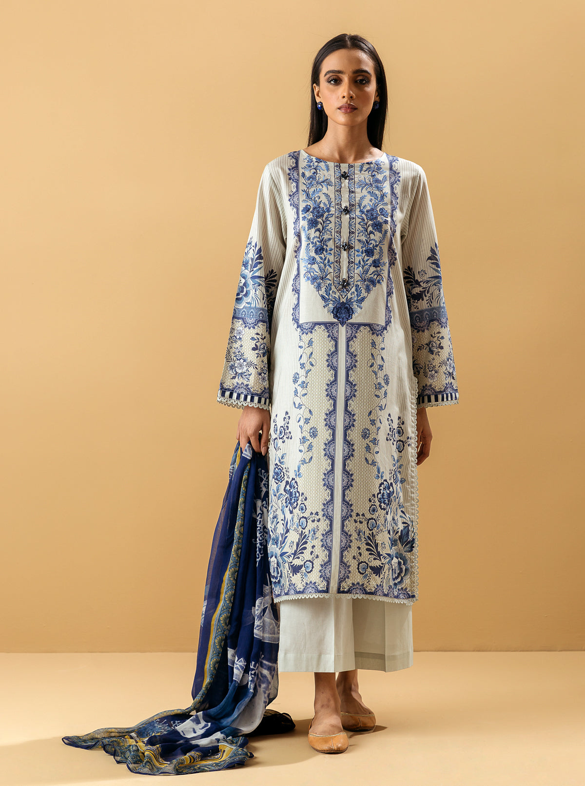 3 PIECE - EMBROIDERED LAWN SUIT - PORCELAIN GARDEN MORBAGH SU_22   