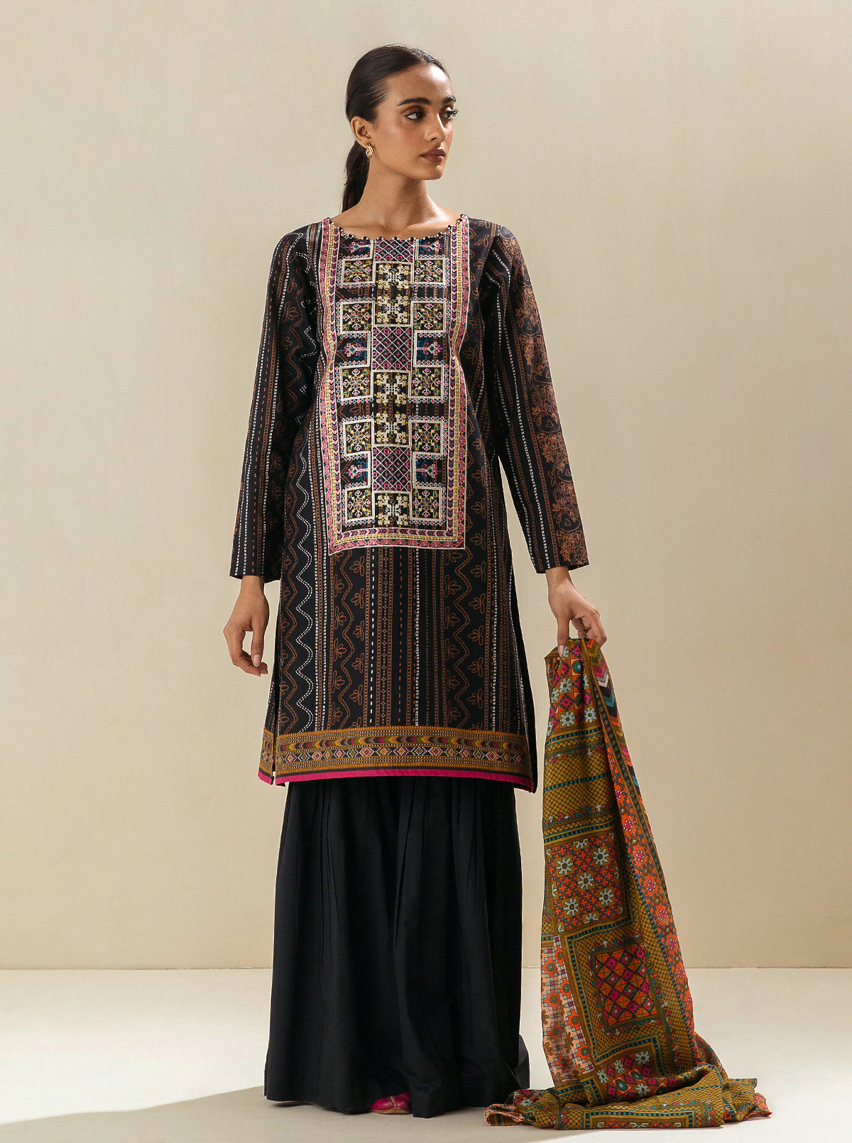2 PIECE - EMBROIDERED LAWN SUIT - EBONY GRAND MORBAGH SU_23   