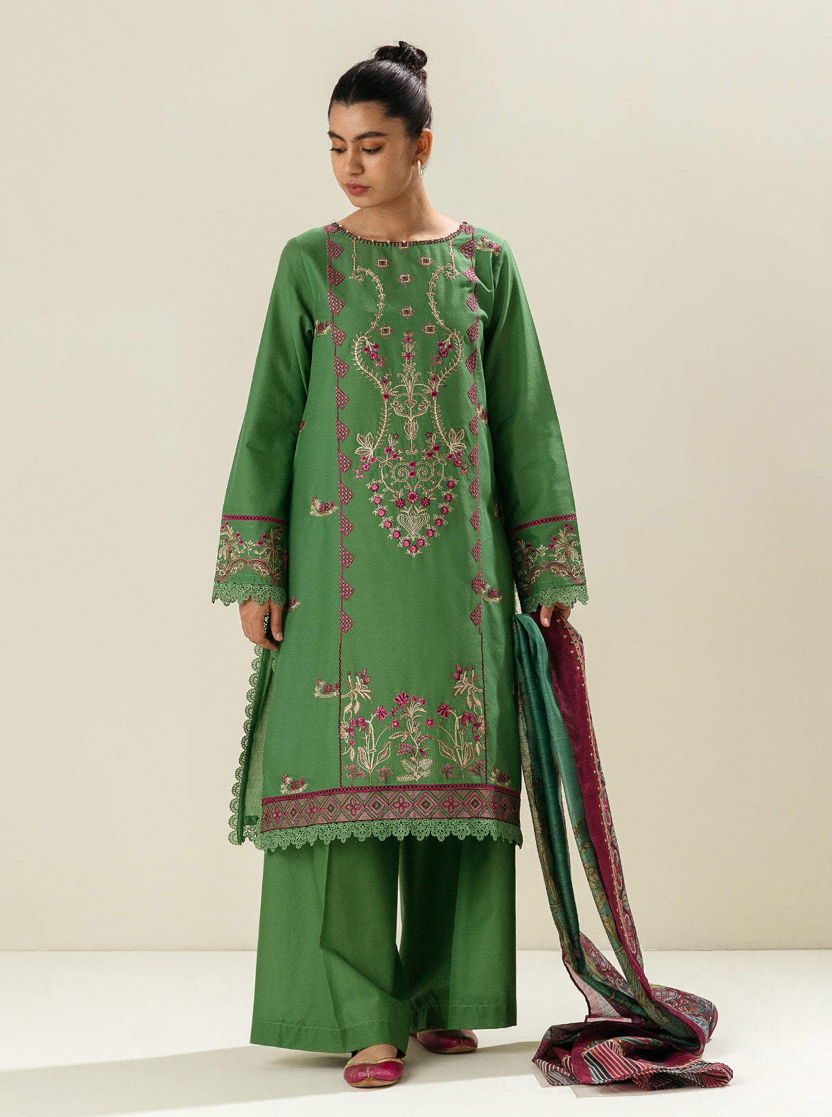 3 PIECE - EMBROIDERED LAWN SUIT - GREEN QUIETNESS MORBAGH SU_23   