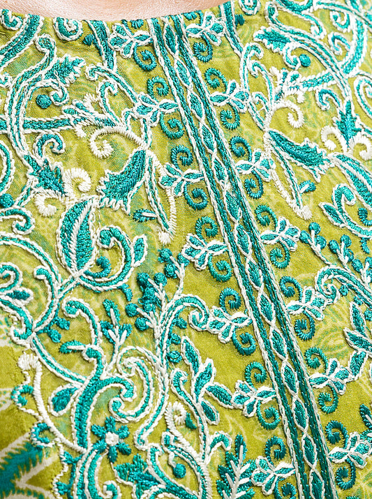 2 PIECE - EMBROIDERED LAWN SUIT - LUSH GARDEN MORBAGH SU_23   