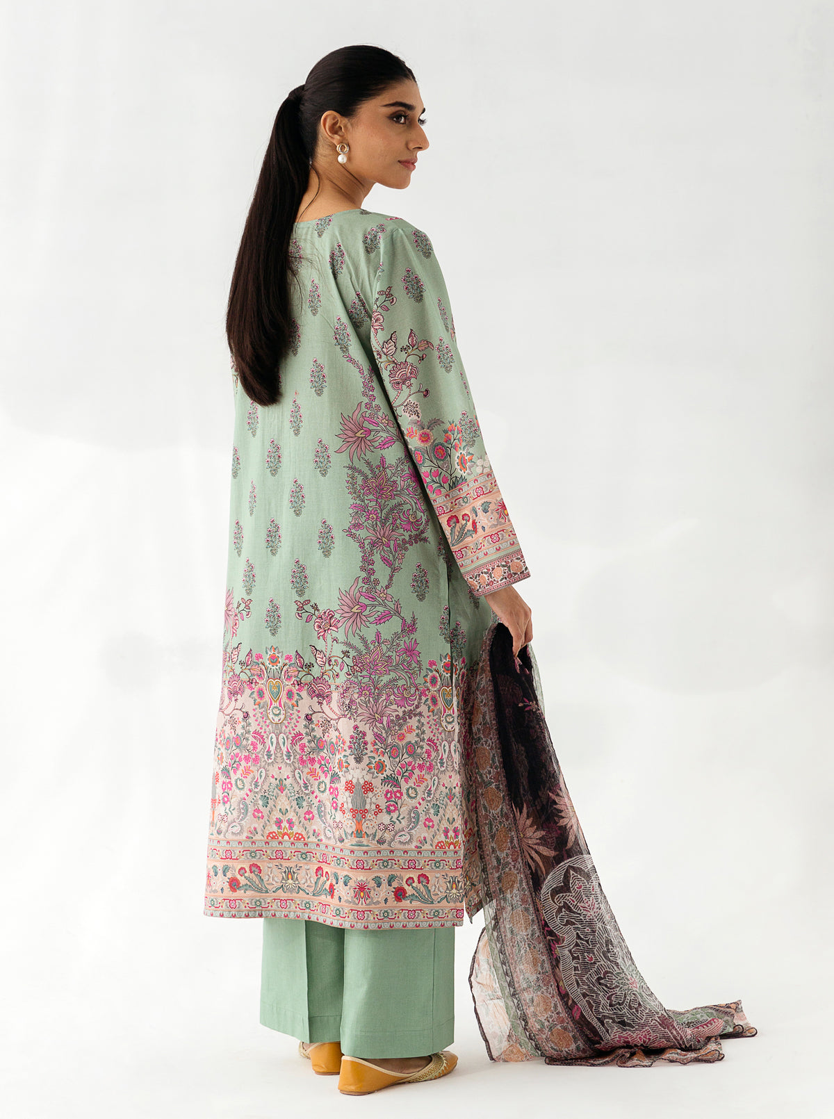 3 PIECE - EMBROIDERED LAWN SUIT - MISTLETOE POMACE MORBAGH SU_23   