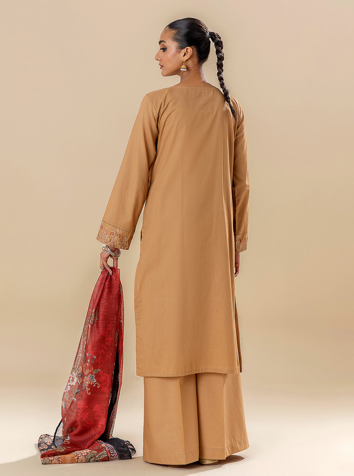 3 PIECE EMBROIDERED LAWN SUIT-CRISP DAWN BT-MORBAGH SU_24   