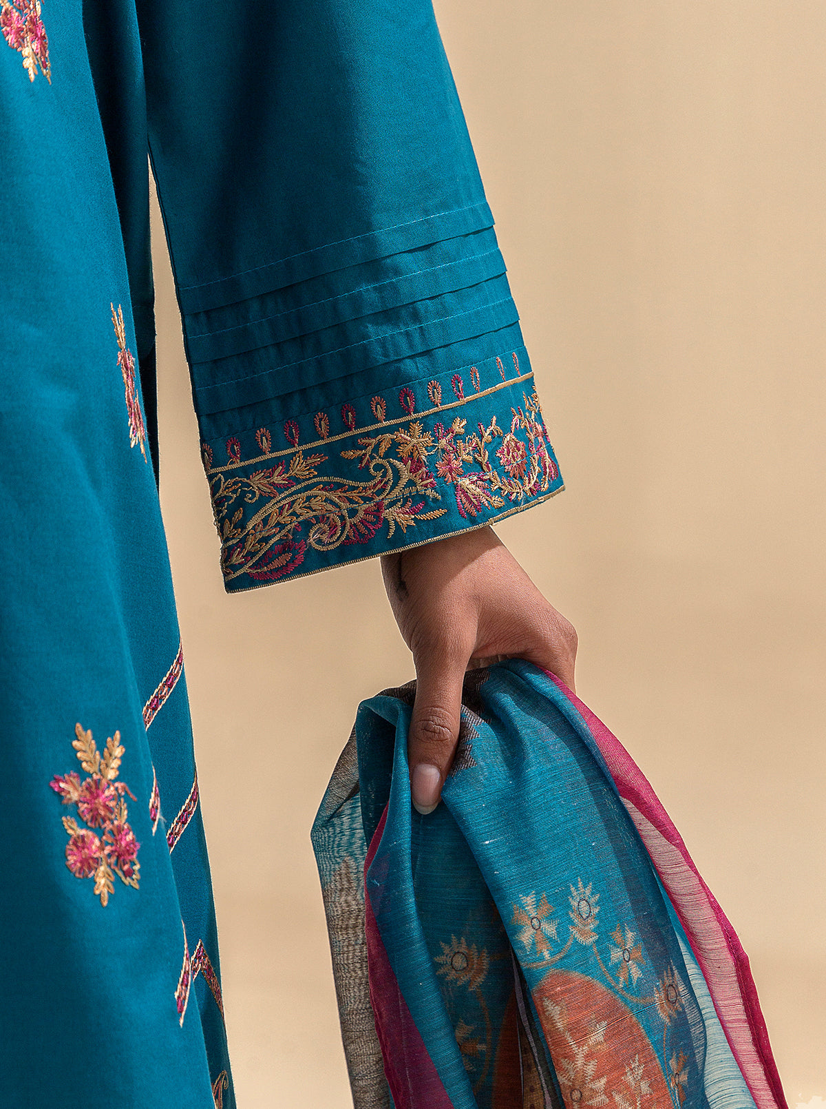 3 PIECE EMBROIDERED LAWN SUIT-OCEAN DEPTHS BT-MORBAGH SU_24   