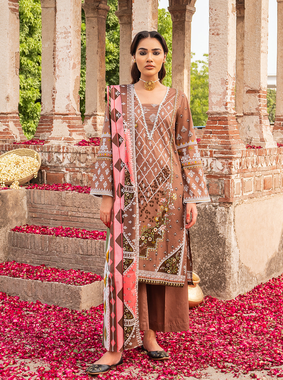 3 PIECE - PRINTED LAWN SUIT - ELEGANT MOCA MORBAGH SU_21   