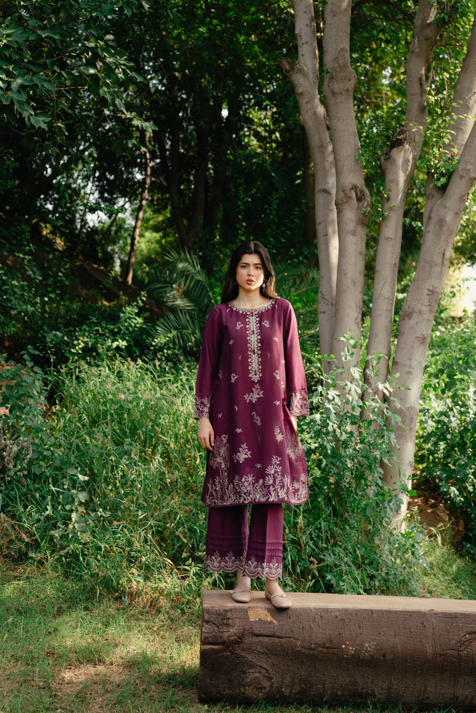 2 PIECE EMBROIDERED KHADDAR SUIT-DEEP BERRY (UNSTITCHED)