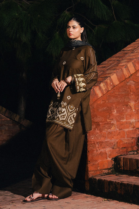 3 PIECE EMBROIDERED LAWN SUIT-UMBER TWIST (UNSTITCHED)