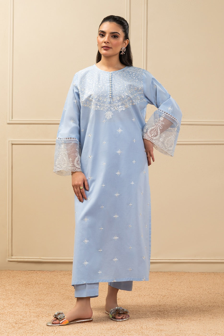 2 PIECE EMBROIDERED LAWN SUIT (HIGH CASUAL)