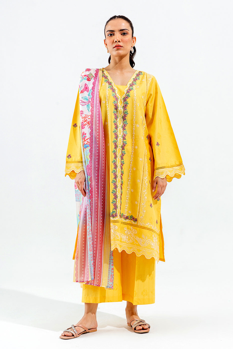 3 PIECE EMBROIDERED SELF JACQUARD SUIT (PRET) - BEECHTREE