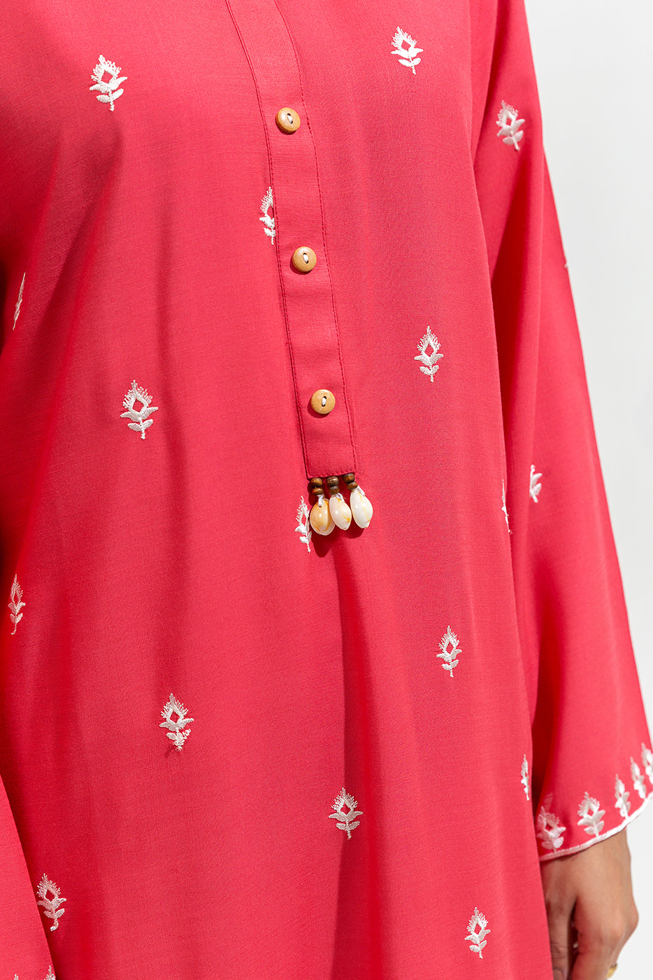 2 PIECE EMBROIDERED VISCOSE SUIT (PRET)