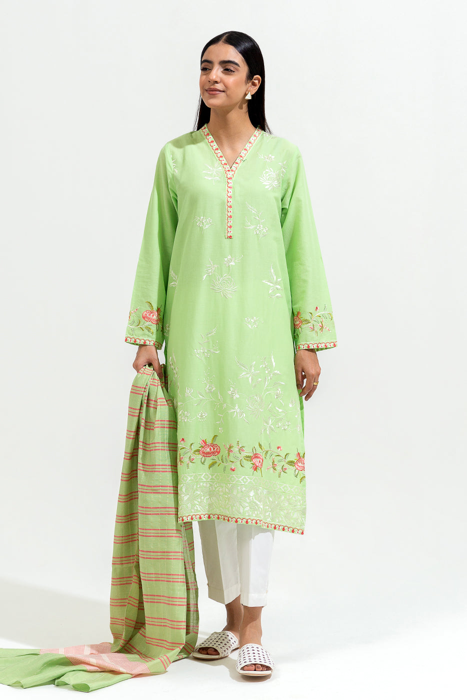 2 PIECE EMBROIDERED LAWN SUIT (PRET)