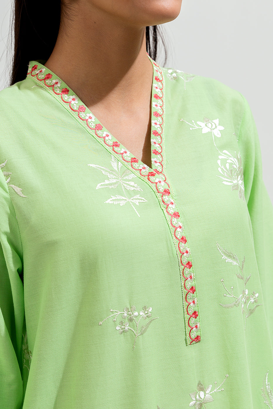 2 PIECE EMBROIDERED LAWN SUIT (PRET)