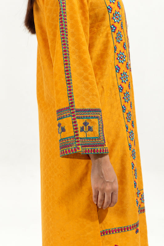 2 PIECE EMBROIDERED JACQUARD SUIT (PRET)