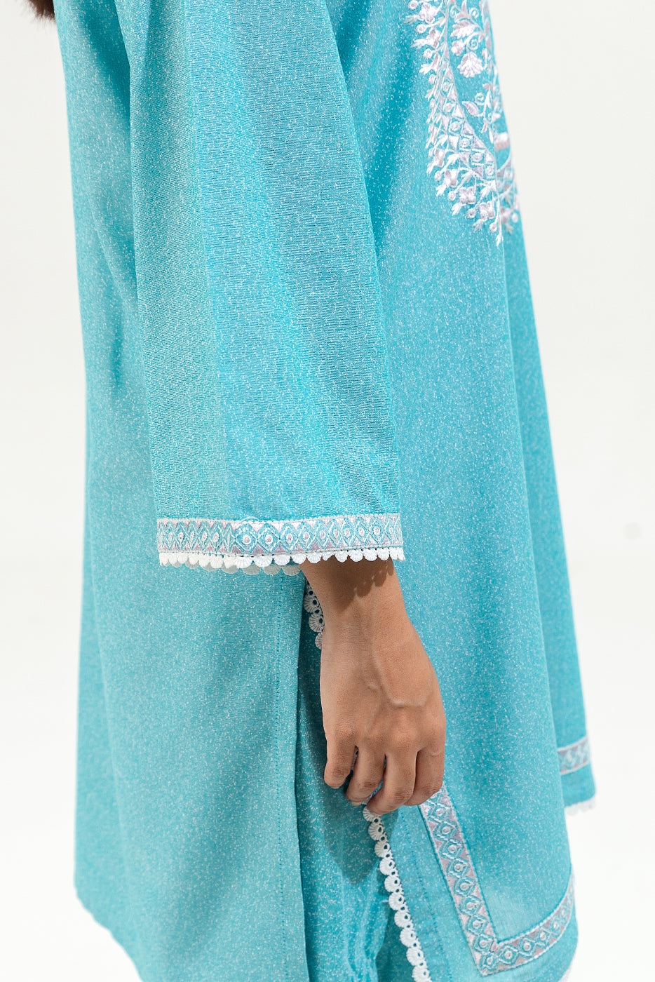 2 PIECE EMBROIDERED KARANDI SUIT (PRET)