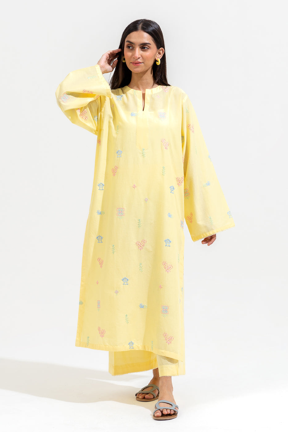 2 PIECE EMBROIDERED LAWN SUIT (PRET)