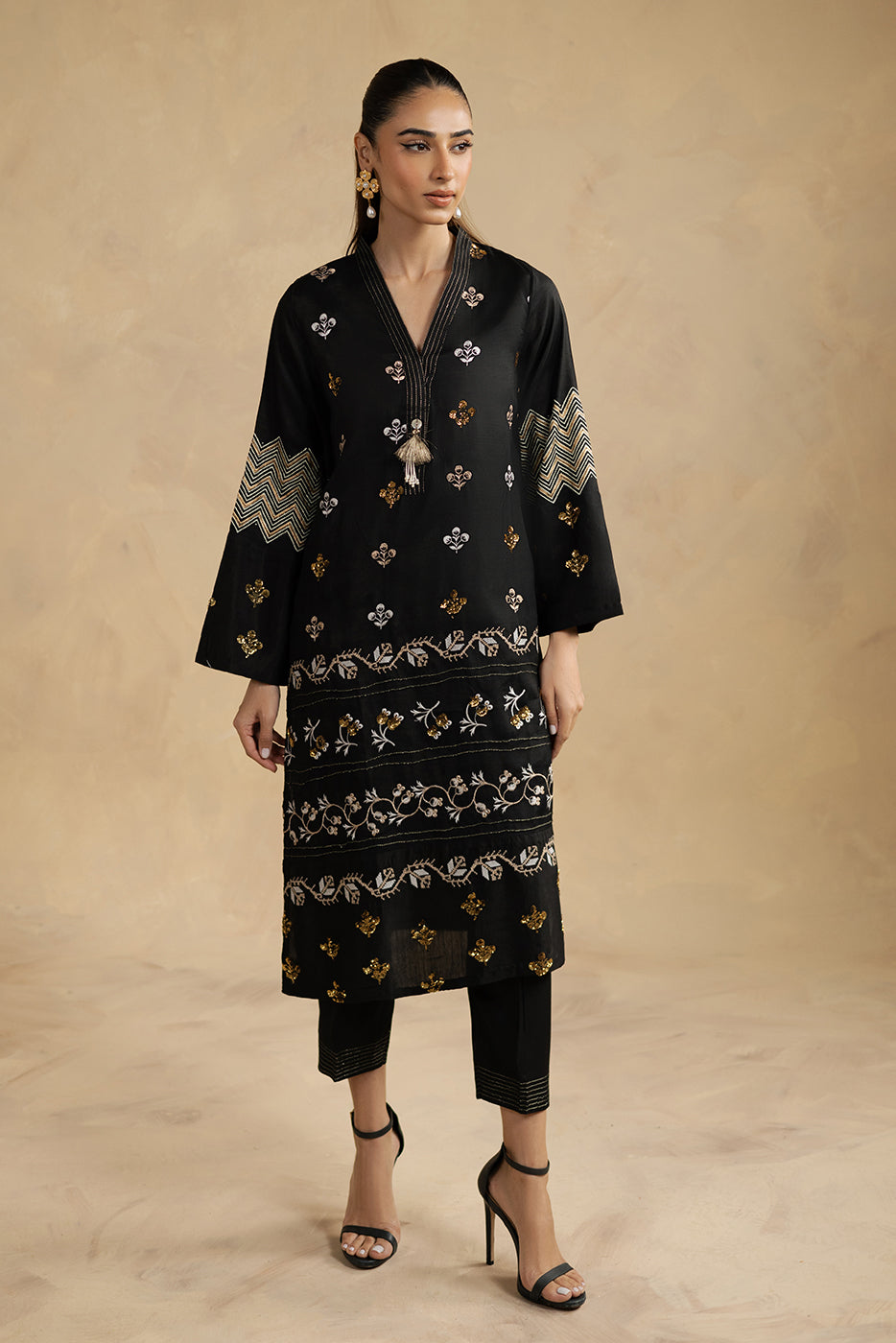 2 PIECE EMBROIDERED SILK SUIT (LUXURY-PRET)