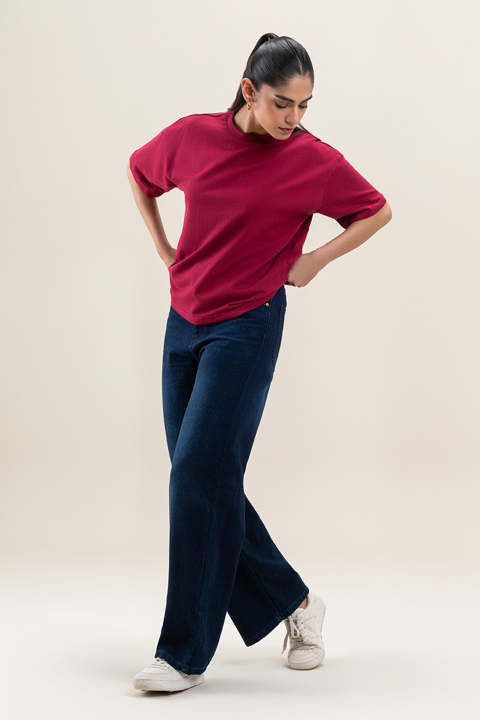 LOOSE FIT T-SHIRT