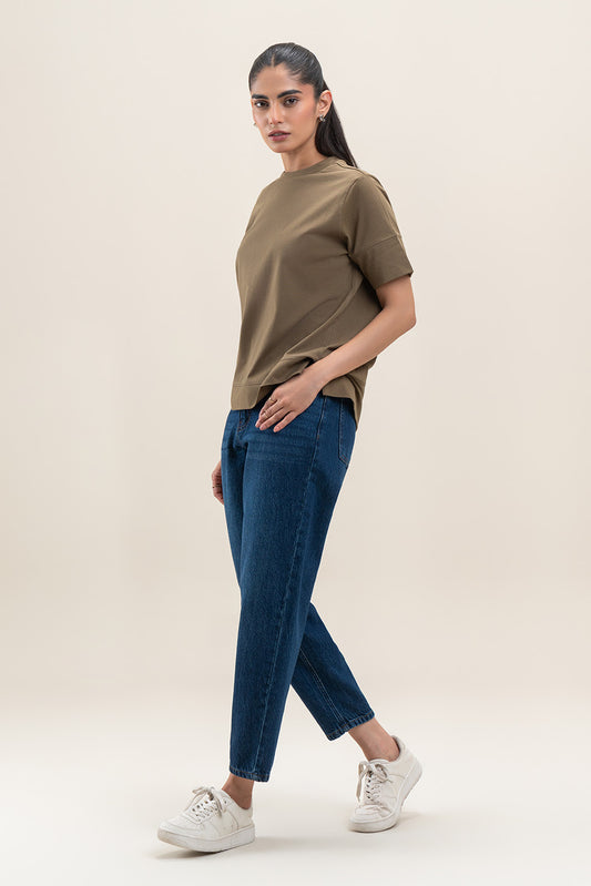 REGULAR FIT T-SHIRT