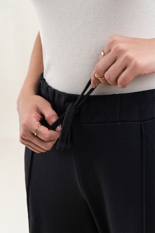 PLEATED WIDE LEG TROUSER