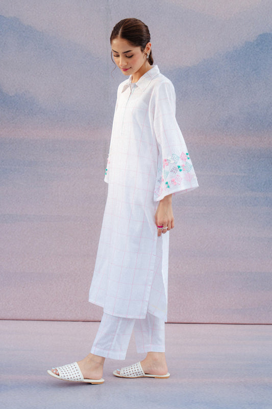 2 PIECE HAND EMBROIDERED YARN DYED SUIT (PRET)