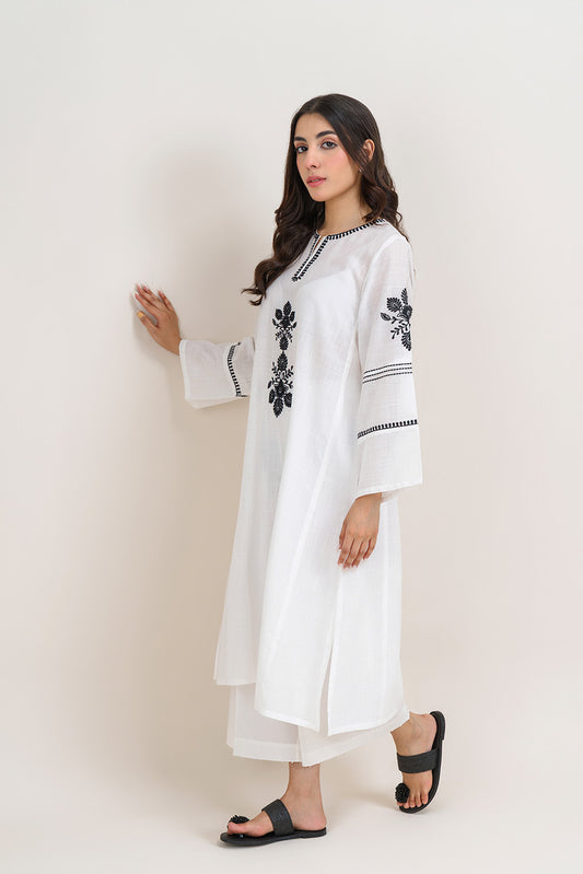 EMBROIDERED SLUB LAWN SHIRT (PRET)