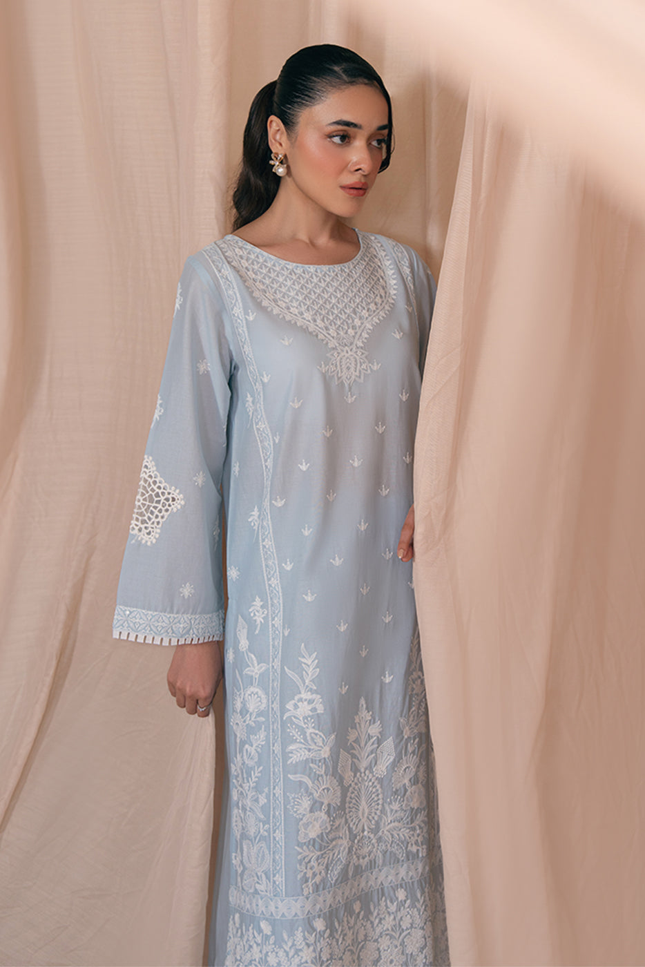 2 PIECE EMBROIDERED LAWN SUIT (PRET)