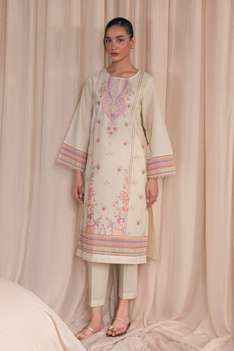 2 PIECE EMBROIDERED SPACE DYED SUIT (PRET)