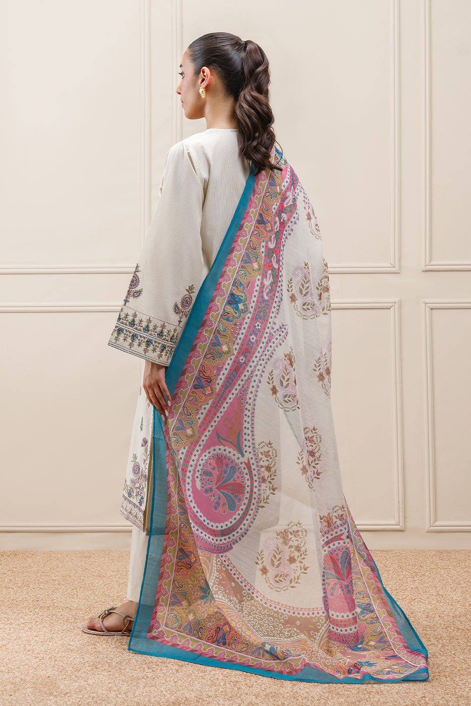 3 PIECE EMBROIDERED MISSOURI SUIT (PRET)