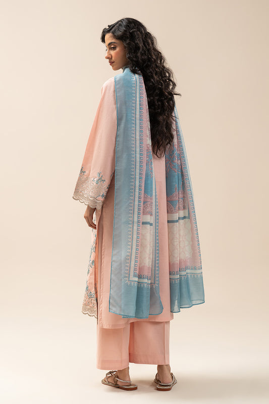 3 PIECE EMBROIDERED LAWN SUIT (PRET)