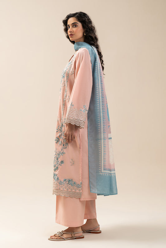 3 PIECE EMBROIDERED LAWN SUIT (PRET)