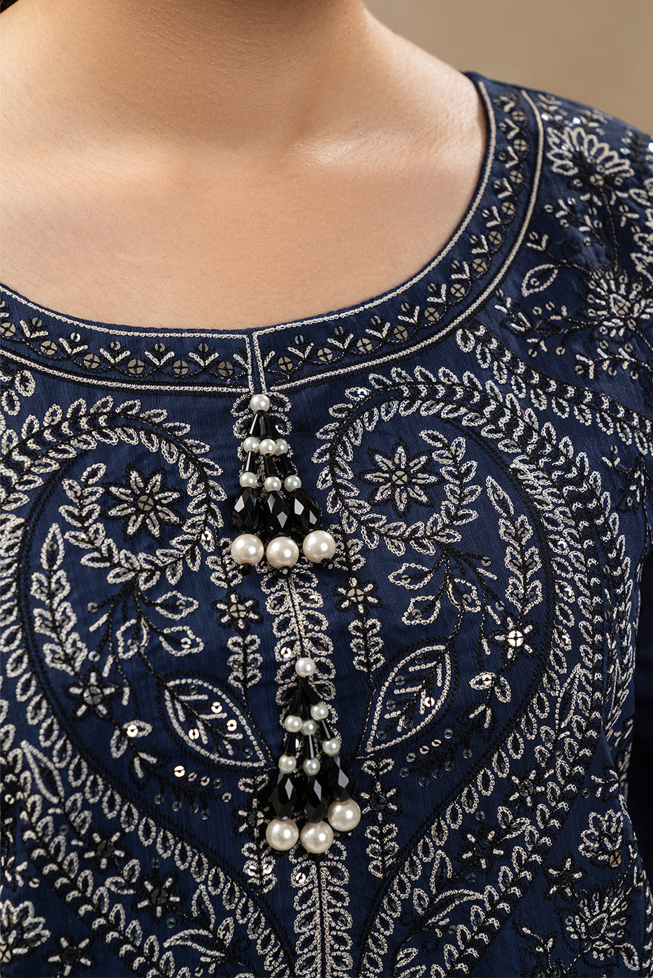 2 PIECE EMBROIDERED COTTON VISCOSE SUIT (LUXURY-PRET)