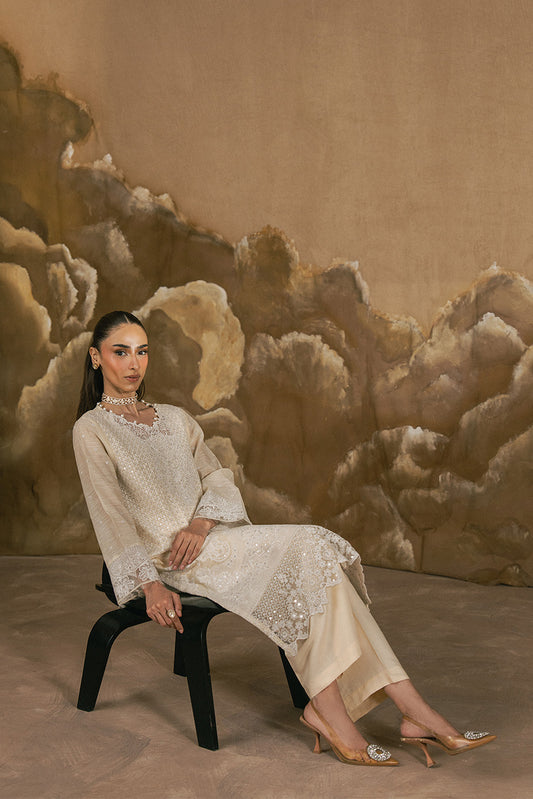 2 PIECE EMBROIDERED MONARK SUIT (LUXURY-PRET)