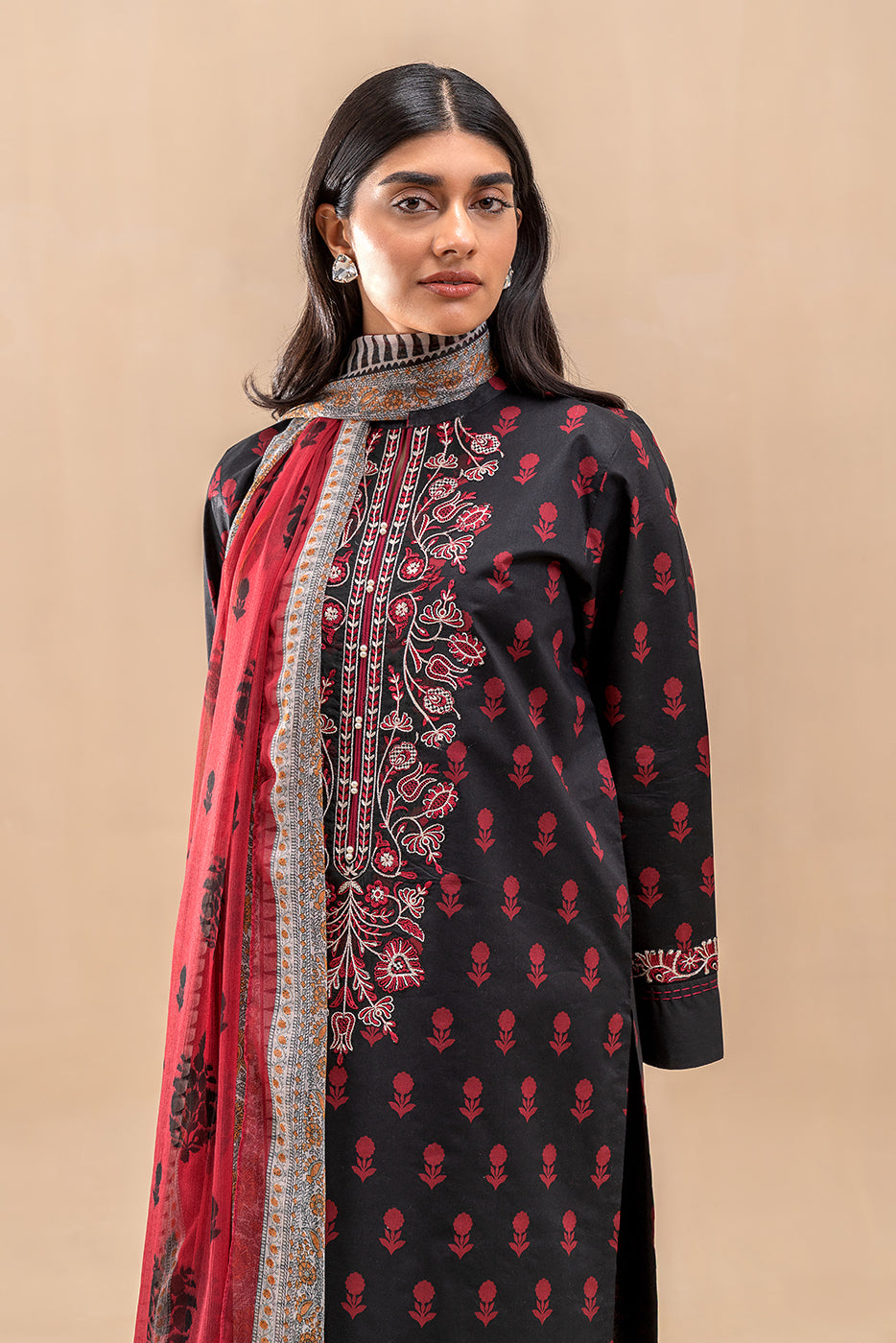 2 PIECE EMBROIDERED LAWN SUIT-CAVIAR CHARM (UNSTITCHED)