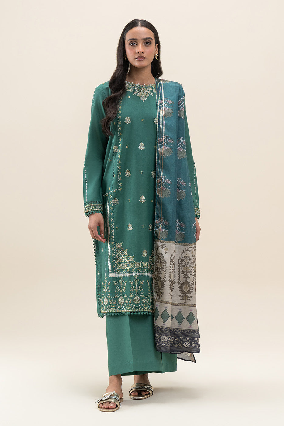 3 PIECE EMBROIDERED LAWN SUIT-SEA MOSS (UNSTITCHED)