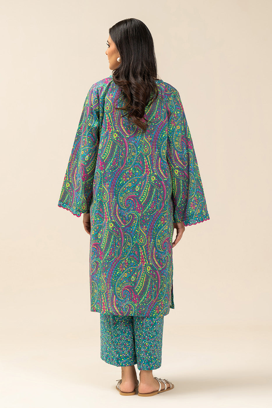 2 PIECE PRINTED LAWN SUIT (PRET)
