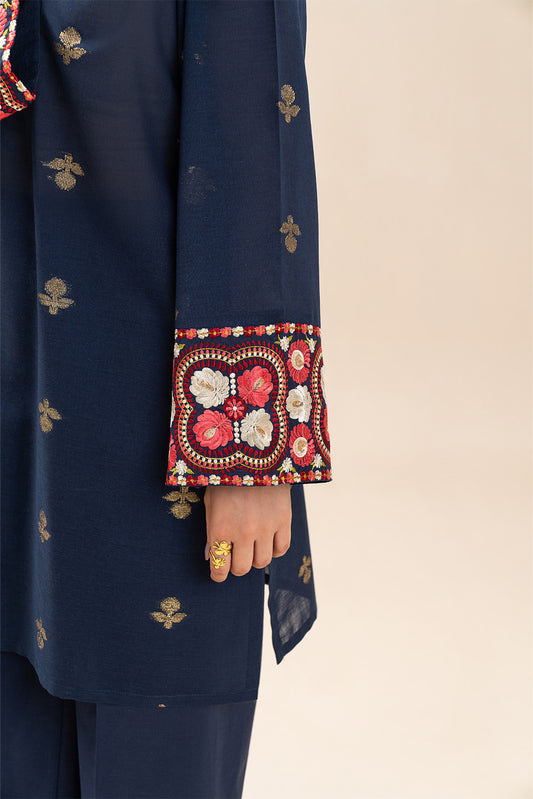 2 PIECE EMBROIDERED LUREX JACQUARD SUIT (PRET)