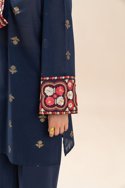 2 PIECE EMBROIDERED LUREX JACQUARD SUIT (PRET)