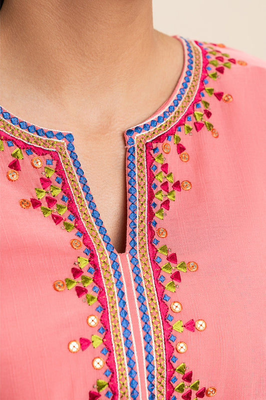 EMBROIDERED SLUB SHIRT (PRET)