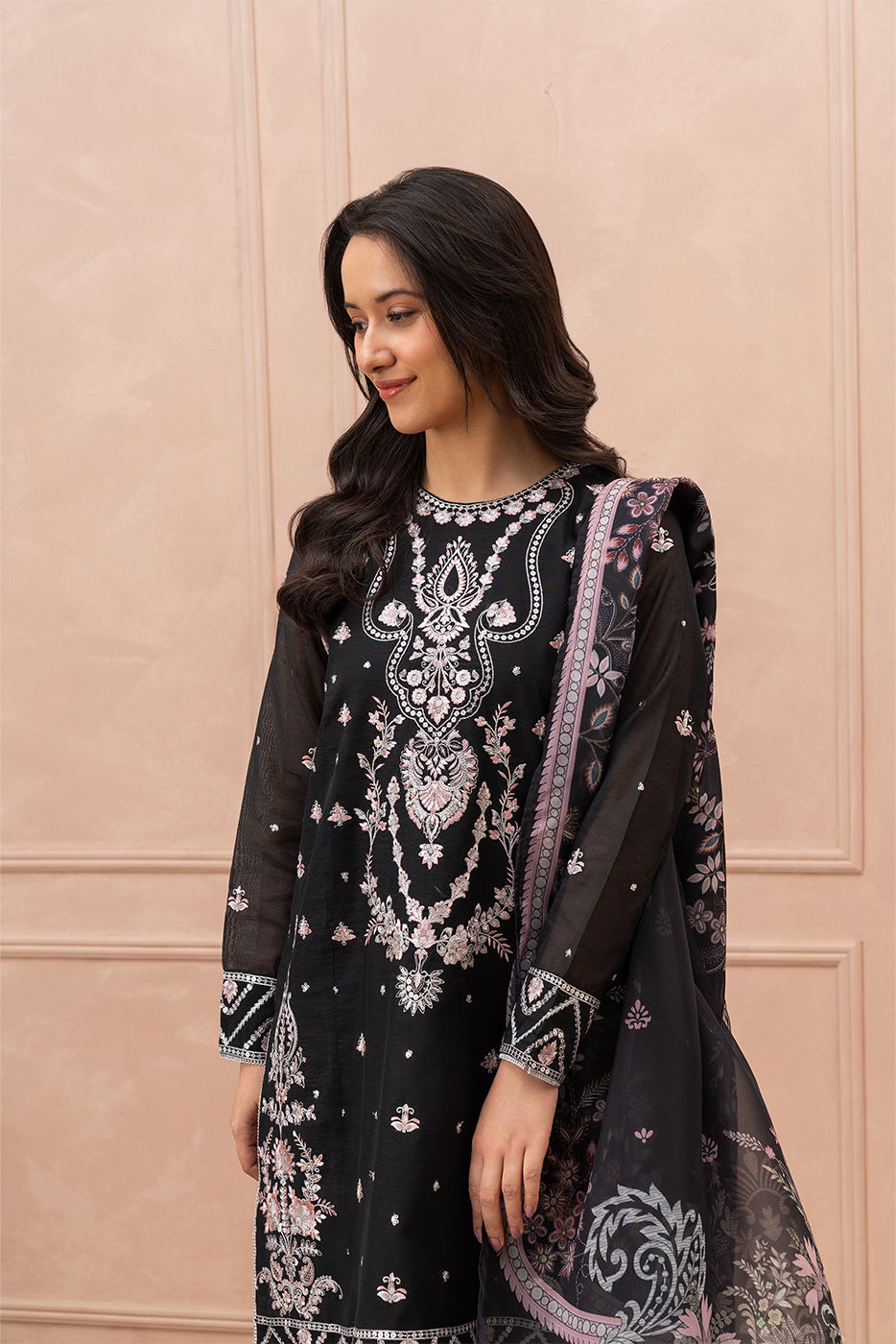 3 PIECE EMBROIDERED PAPER COTTON SUIT (LUXURY PRET)