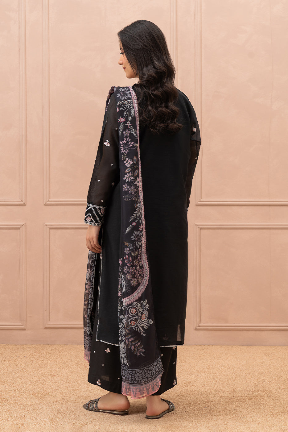 3 PIECE EMBROIDERED PAPER COTTON SUIT (LUXURY PRET)