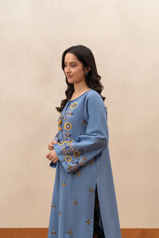 2 PIECE EMBROIDERED SLUB LAWN SUIT (PRET)