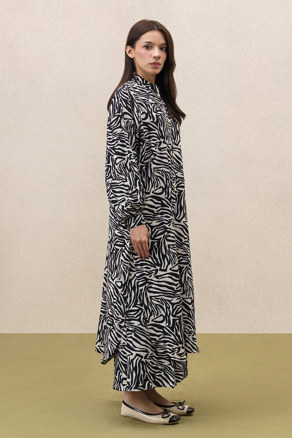 2 PIECE PRINTED TEXTURED JACQUARD SUIT (PRET)