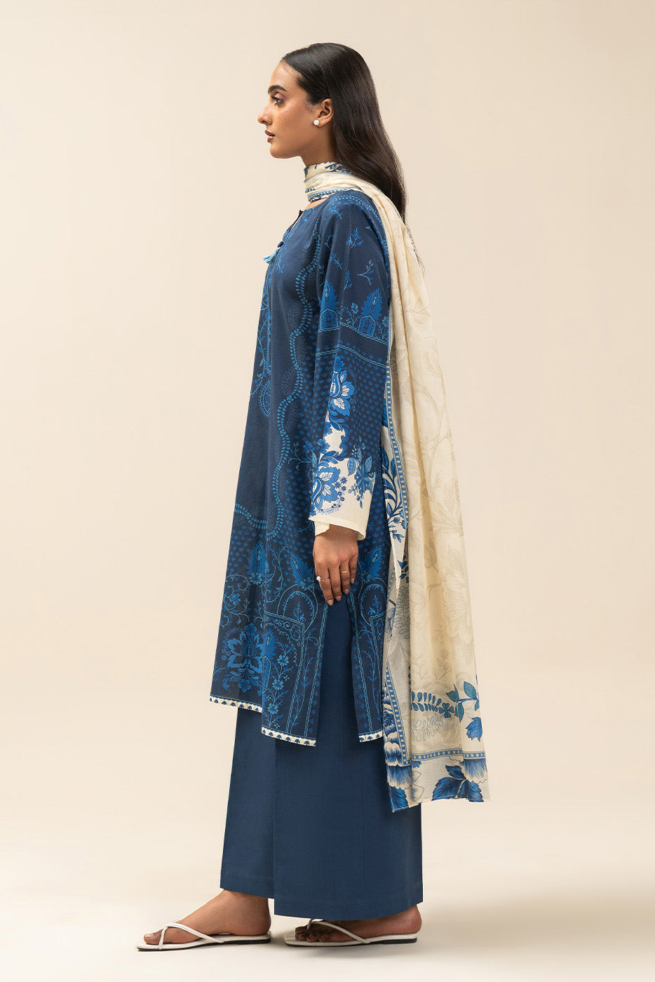 3 PIECE PRINTED LAWN SUIT-AZURE TRIBE (UNSTITCHED)